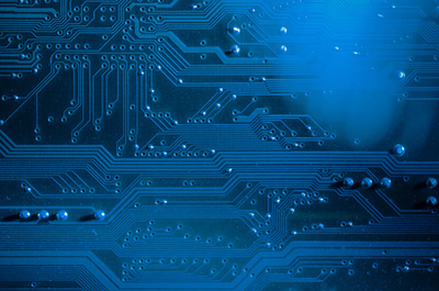 电子产品在现代计算机背景下的发展与影响